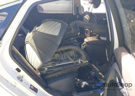 2016 Hyundai Azera from USA, damaged, VIN KMHFG4JG5GA513561